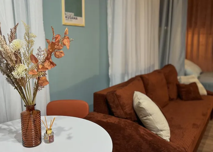 Sage With Terrace #free Parking #self Check-in * Warszawa